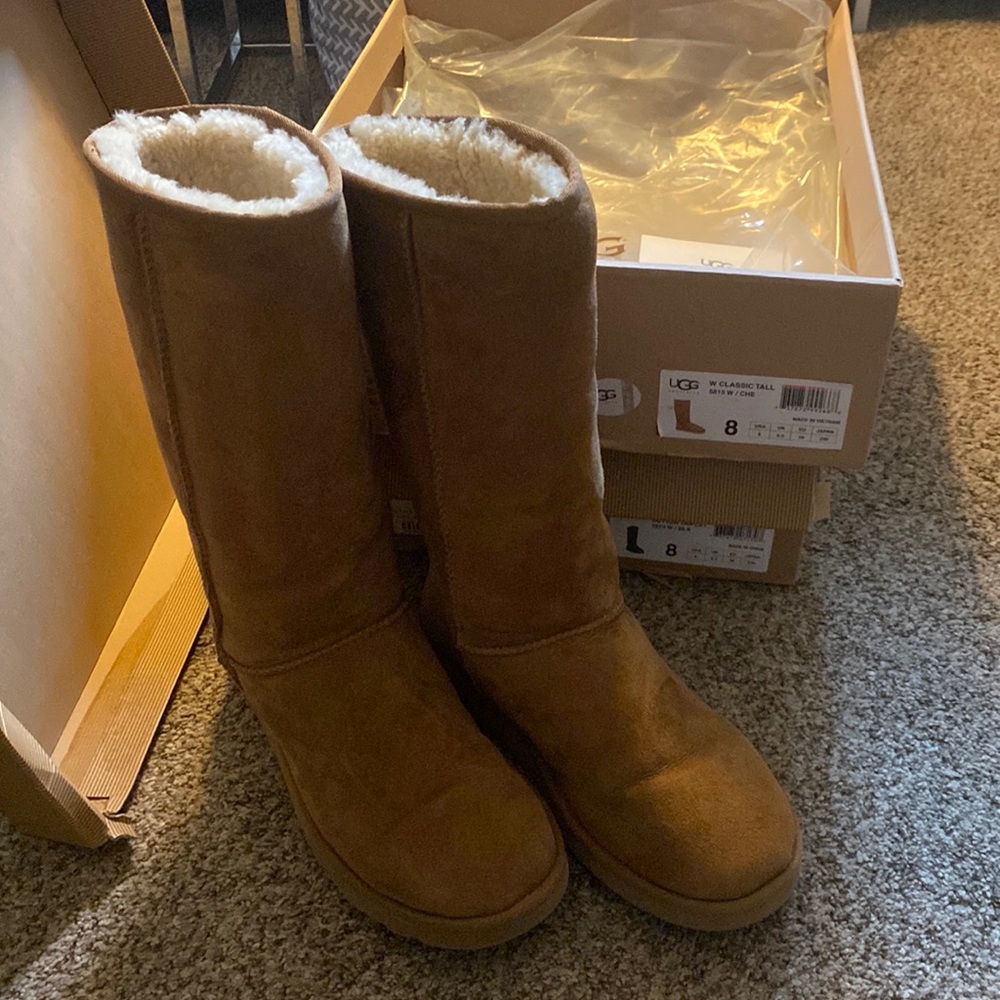 Ugg - Classic Tall ll